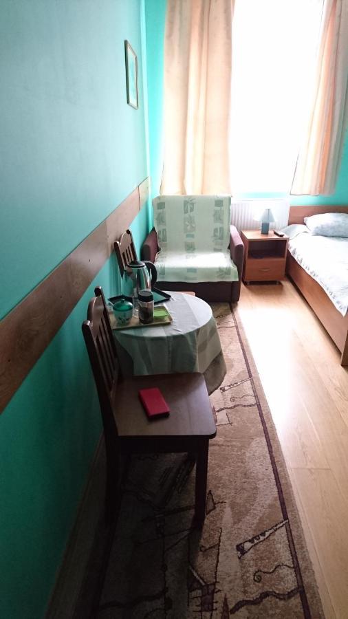 Hotelik Warmia -Pensjonat, Hostel リジバルク・バルミンスキ エクステリア 写真