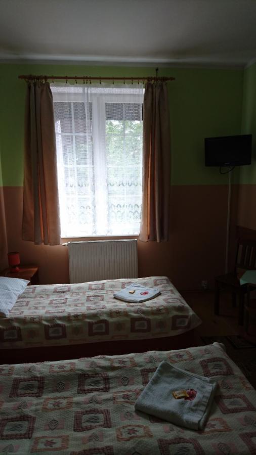 Hotelik Warmia -Pensjonat, Hostel リジバルク・バルミンスキ エクステリア 写真